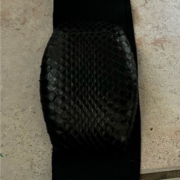 Vintage Snakeskin buckle belt Wide stretch belt adjustable Dress accessory rare - Picture 1 of 4